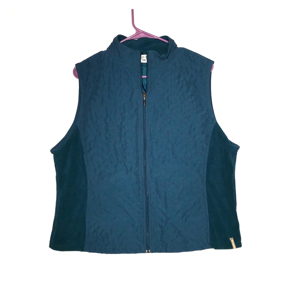 Columbia Blue Quilt Vest- Size XL